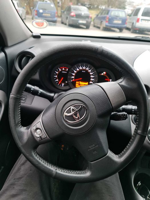 Vand Volan Toyota Rav4