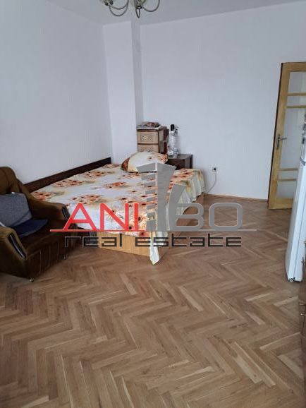 3-стаен в Варна-Базар Левски площ 67 цена 180000