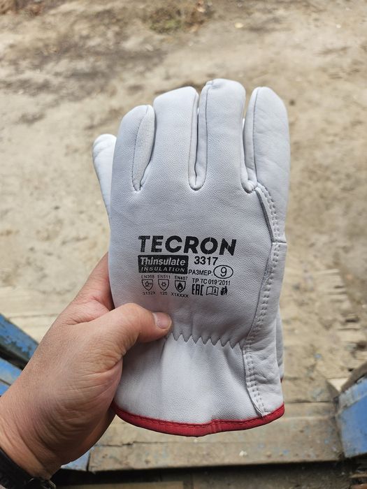 Зимнии перчатка кожанный