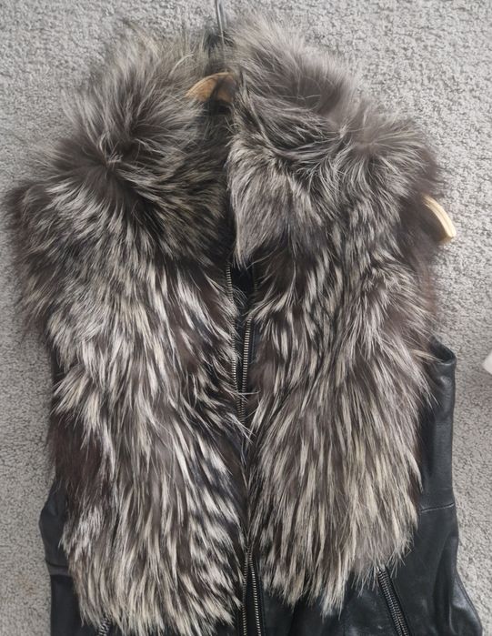 Елек от лисица е естествена кожа