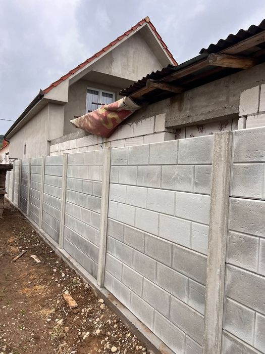 Gard beton în rate fixe/placi gard