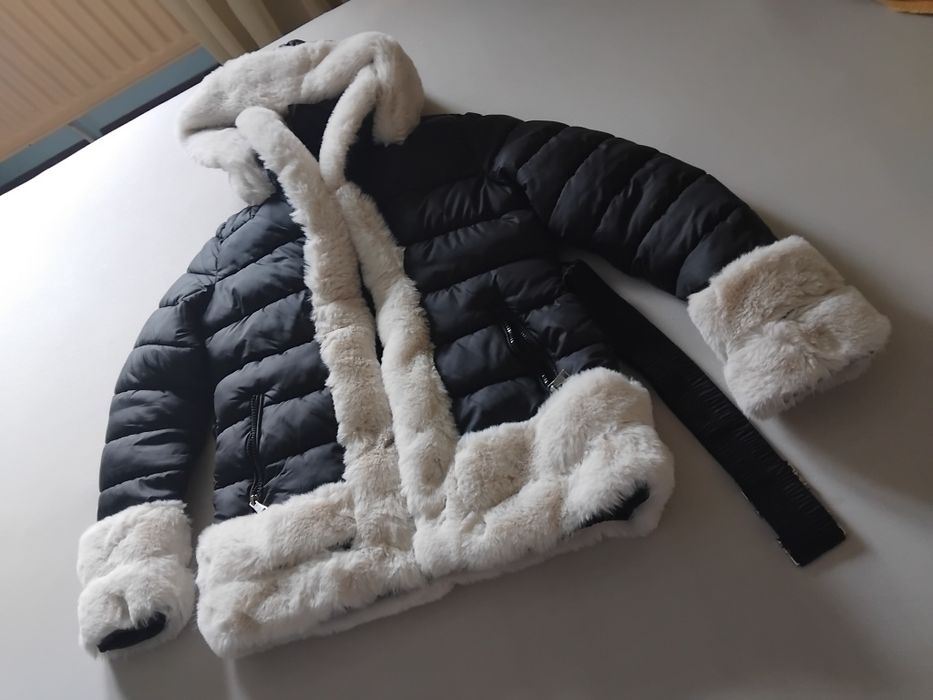 Дамско зимно яке.