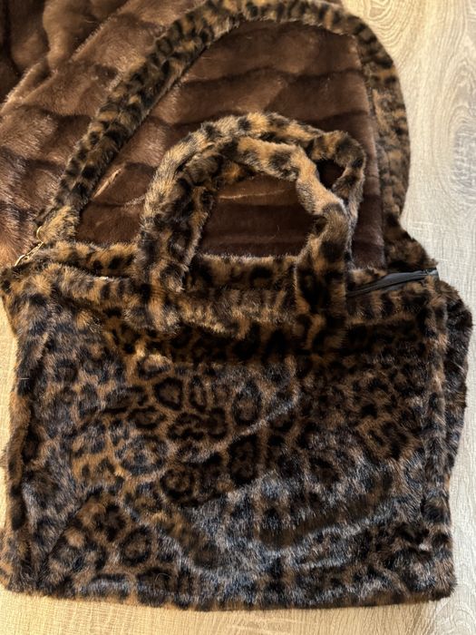 Актуални дамски чанти от еко косъм