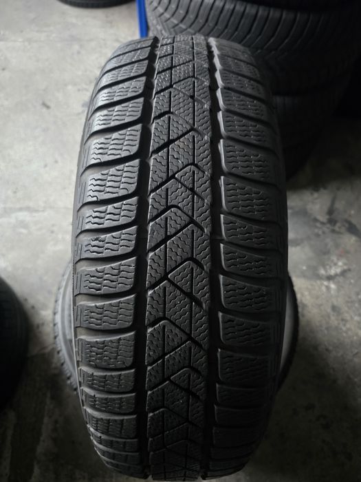 Pirelli 205/60 R17 93H MS iarnă