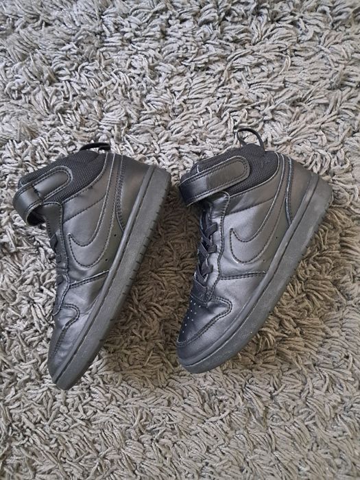 Високи маратонки Nike размер 31 / ЗАПАЗЕНИ!