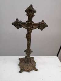cruce veche confectionata din bronz L 24 cm, l 12 cm