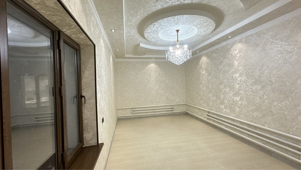 Uy sotiladi srochna 55000$