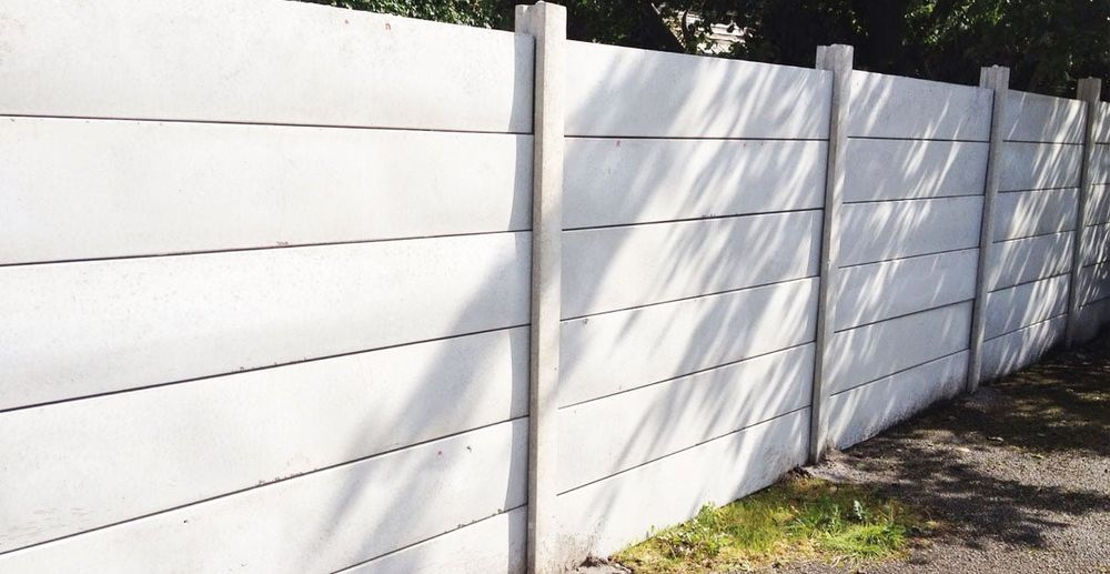 Vand fac garduri la comanda clientului