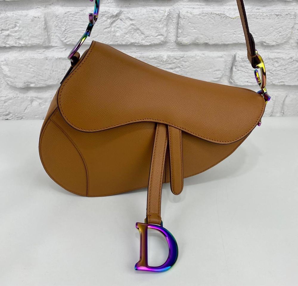 Geanta Christian Dior-Piele naturala!Cod AUTENTICITATE interior