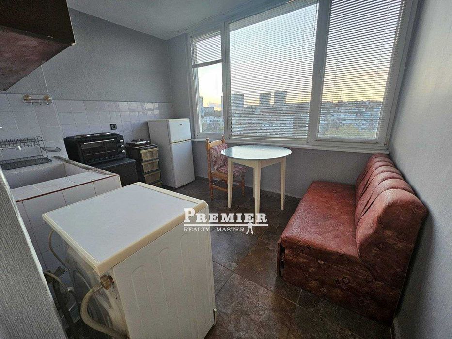 Продава се Тристаен апартамент в Бургас, Акациите - 71 кв.м за 2575 €/кв.м - Снимка #8