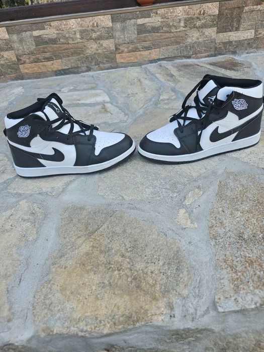 Кецове nike, levis много запазени