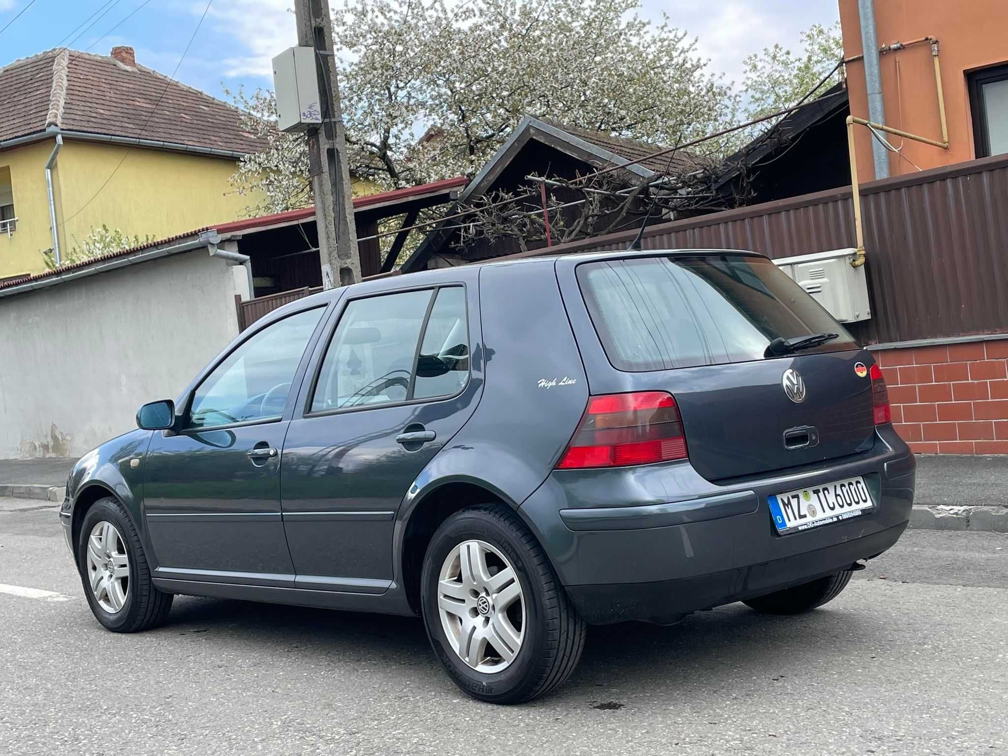 Volkswagen Golf 4-1.6benzina