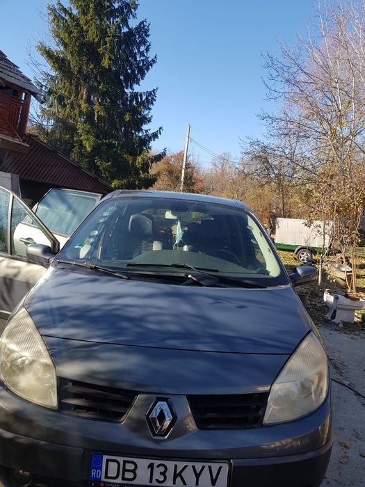 Se vinde scenic 2megan