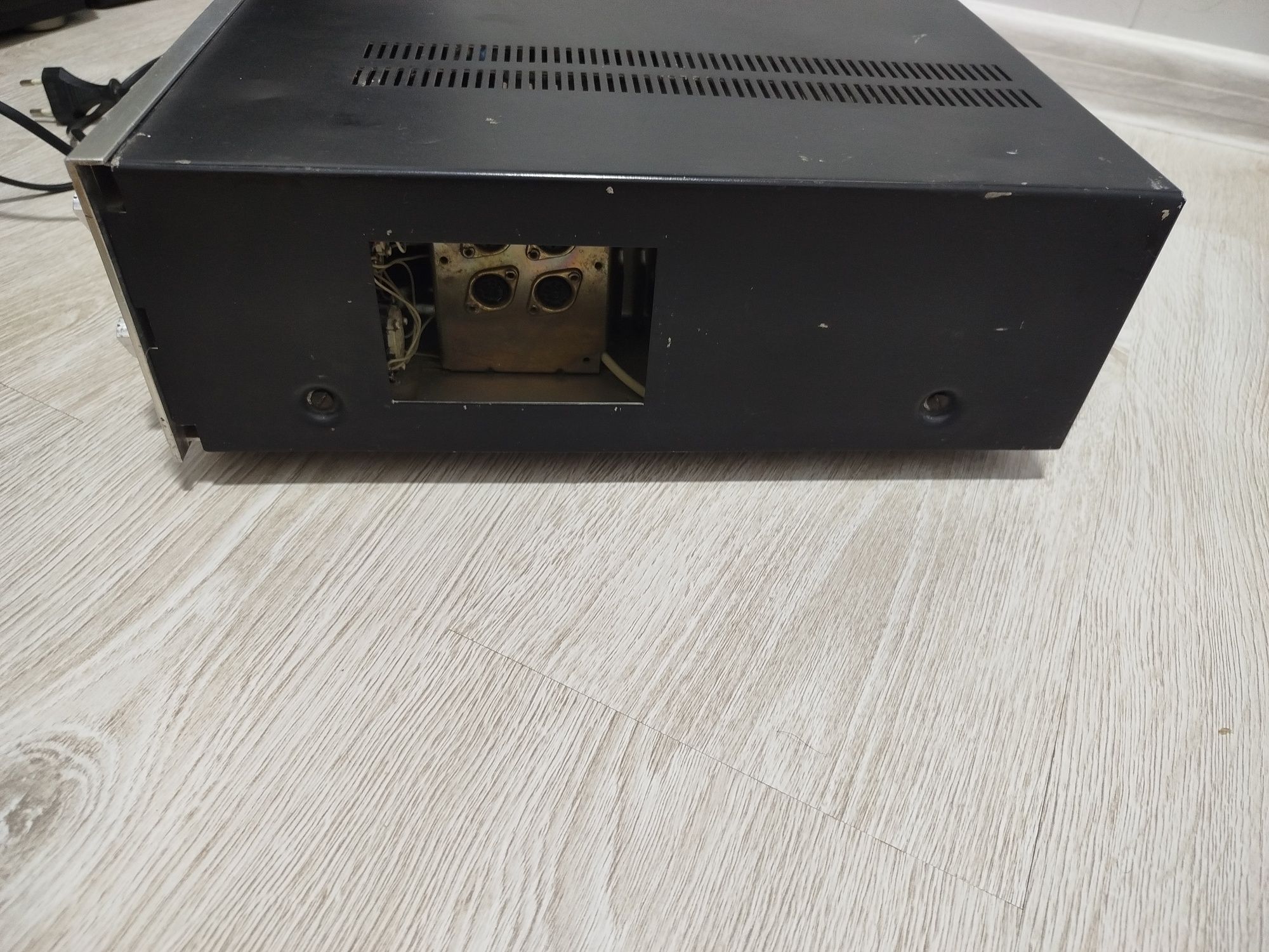 Усилитель мощности Одиссей у 010 стерео Hi-Fi