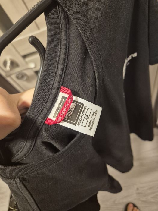 Tricou The North Face ( marime S )