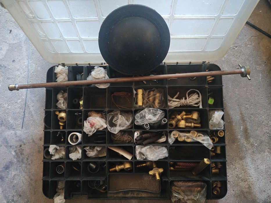 Резервни Части за Стари Медни Пръскачки