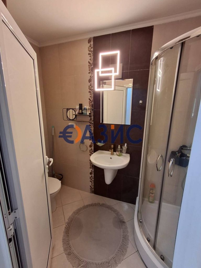 Продава се Двустаен апартамент в Свети Влас - 60 кв.м за 1334 €/кв.м - Снимка #11