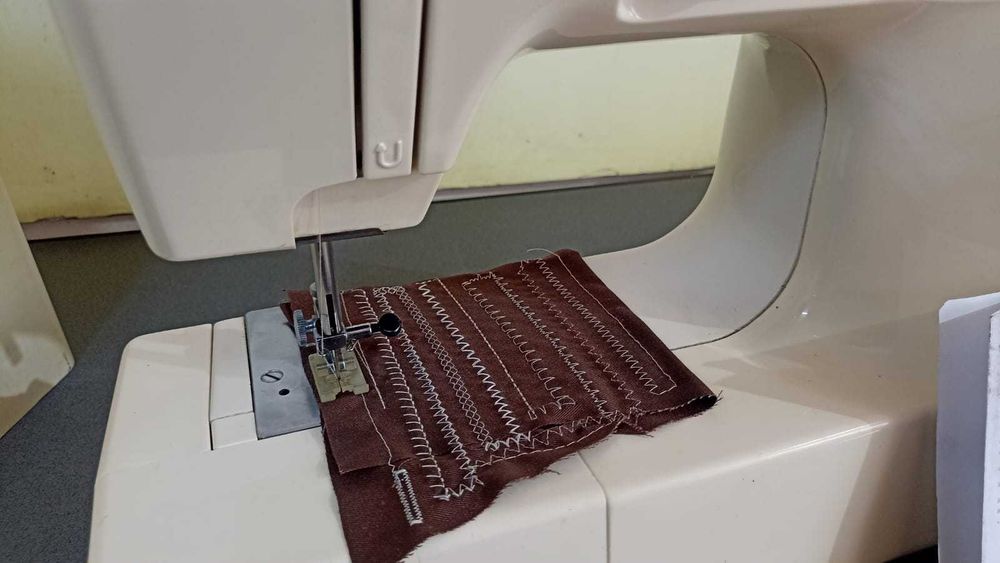 Masina de cusust electrica Grizner Excellent 376