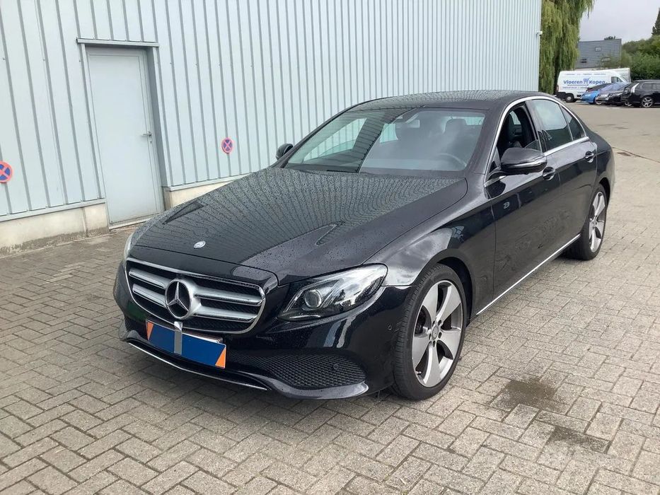 Mercedes-Benz E
