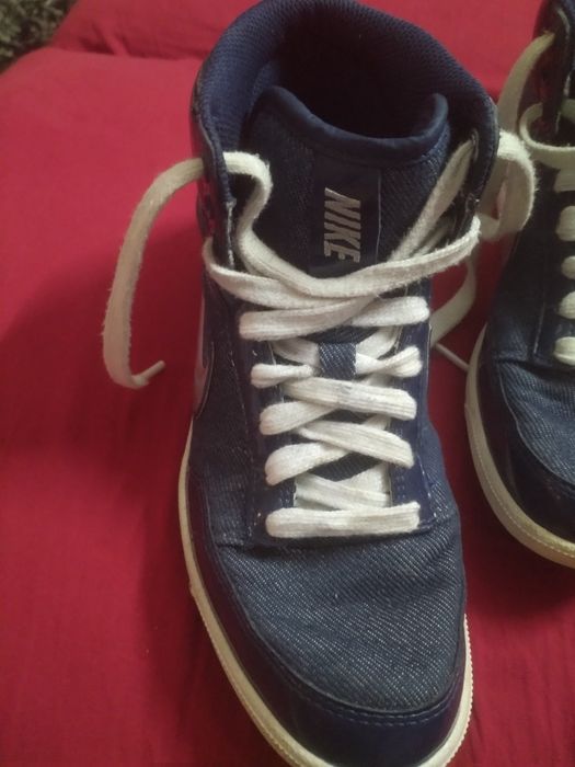Кецове nike 36.5 номер много са запазени като ново .може и за деца.,!м