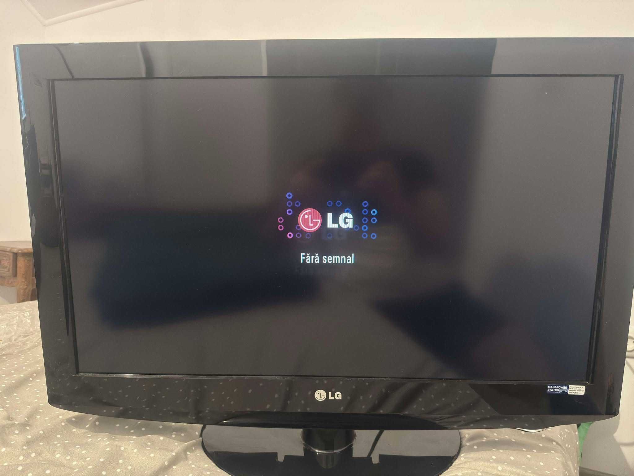 Televizor LG 32'' (32LH2000)