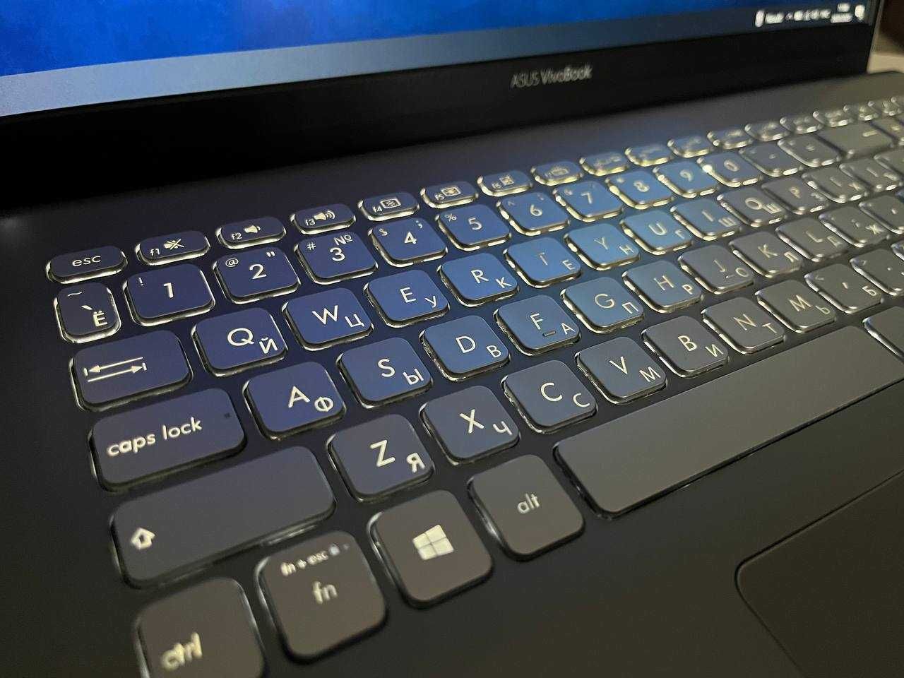 ASUS ViVoBook S15 Core i7/Озу 8/SSd 512/Подсветка клава