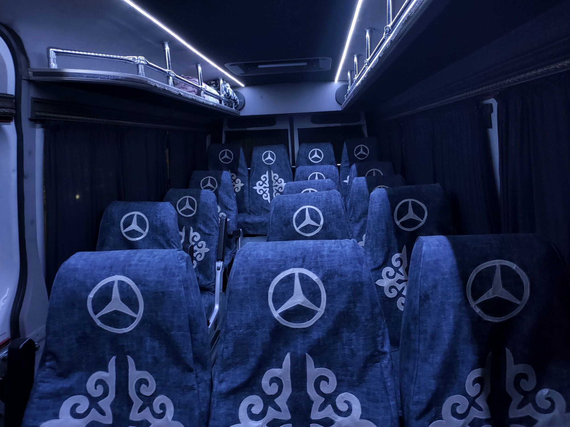 Услуги микроавтобуса Mercedes Benz Sprinter 18 мест