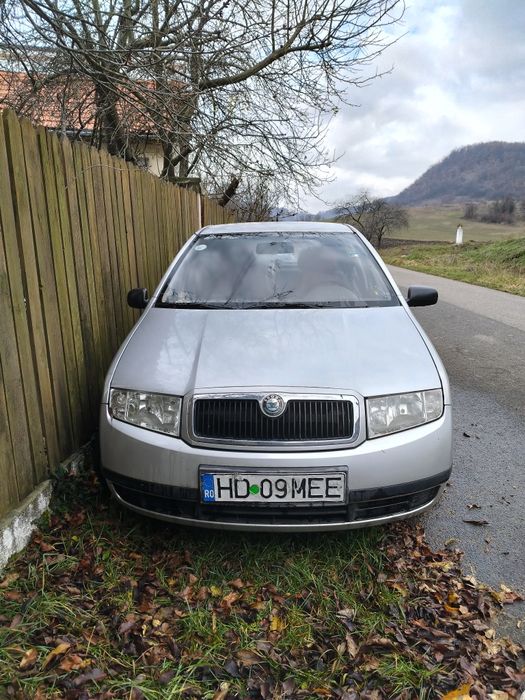 Vând Skoda Fabia