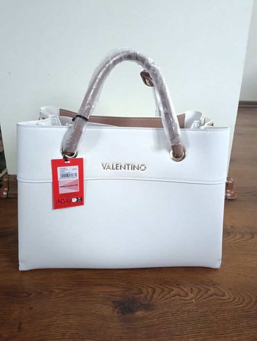 Vând doua geanti noi  marca Valentino