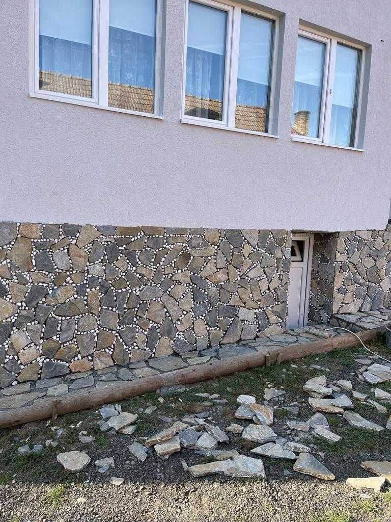 Piatra Naturala De munte