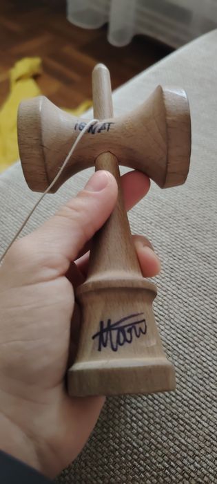 Vând kendama krom noia 6