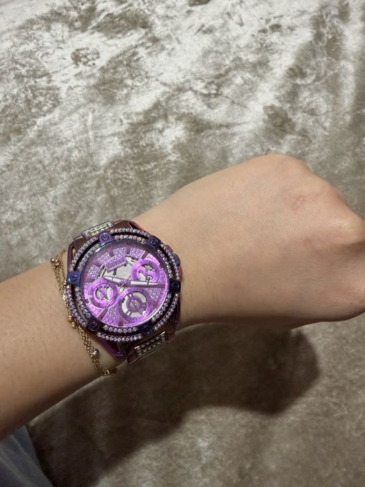 Дамски Часовник GUESS Ladies Iridescent Multi-function Watch- GW0464L4