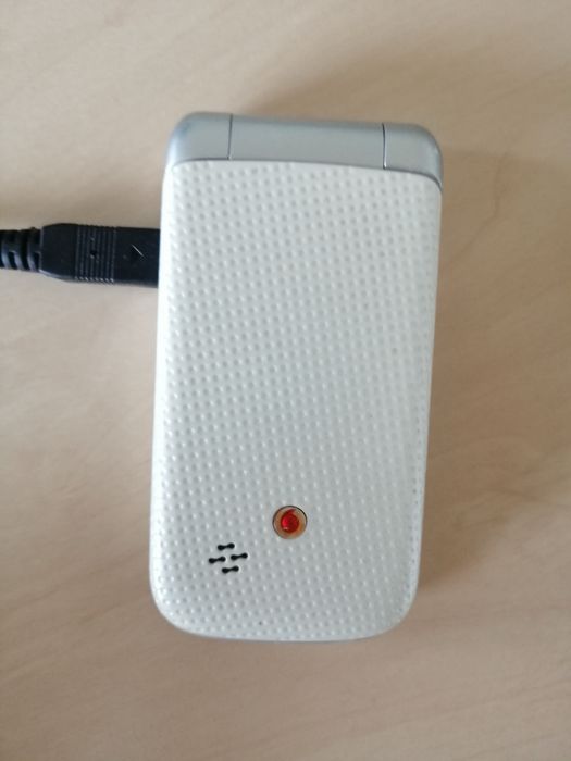 Продавам телефон / gsm Vodafone 227