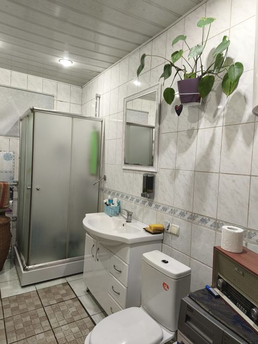 Продаем дом из 5 комнат с зимним садом и гостевым домиком ост.Луговая