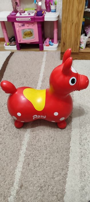 Продам детский надувной ослик.