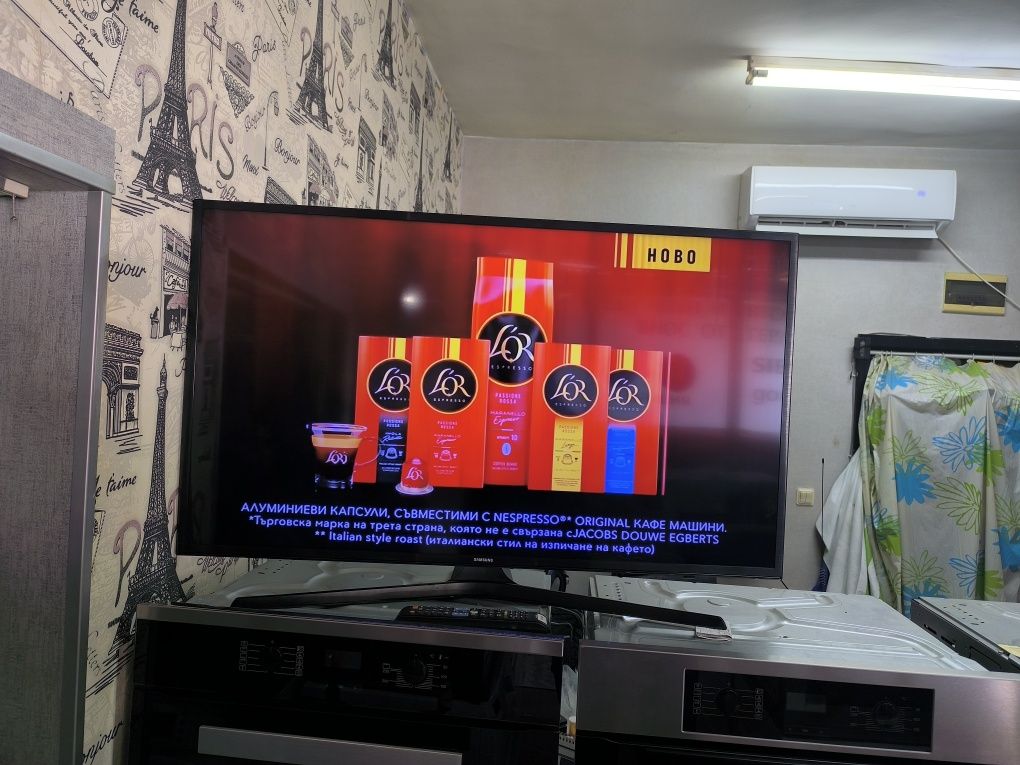 Телевизор Samsung UE43KU6079U - UHD 4K - 43 инча смарт тв.