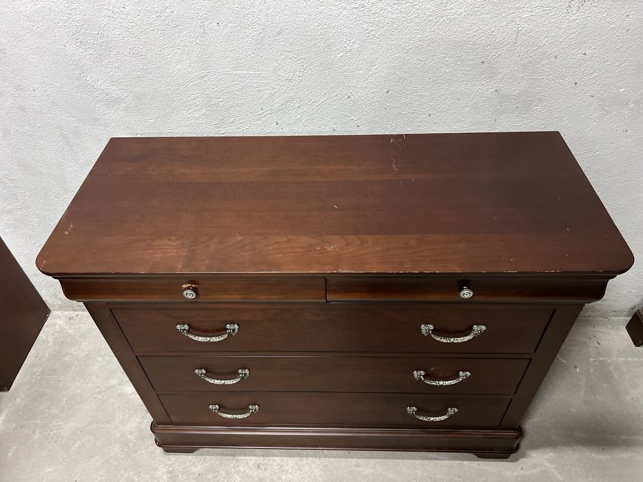 Скрин  DREXEL HERITAGE Louis Philippe Collection