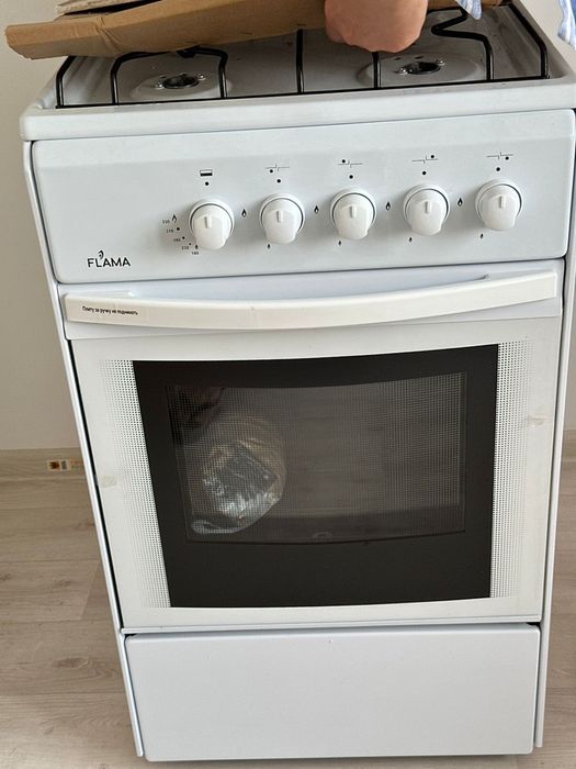 Газ плита новая