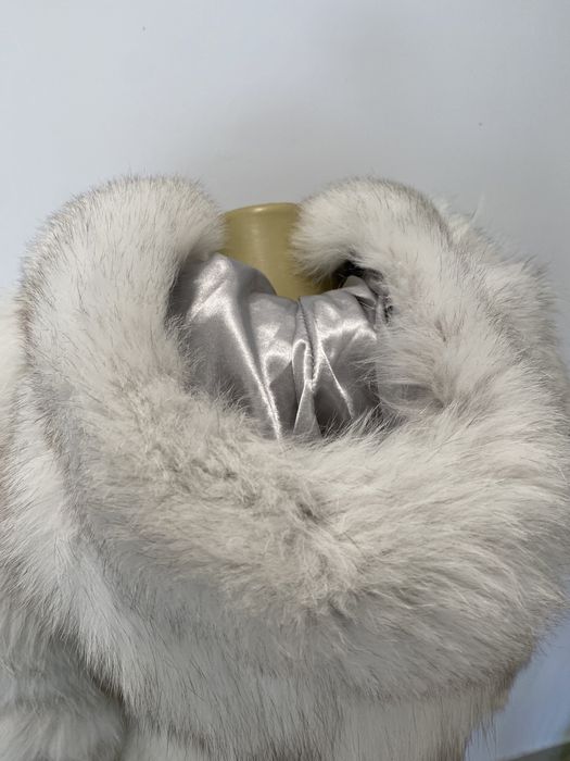 Haina din blana de vulpe