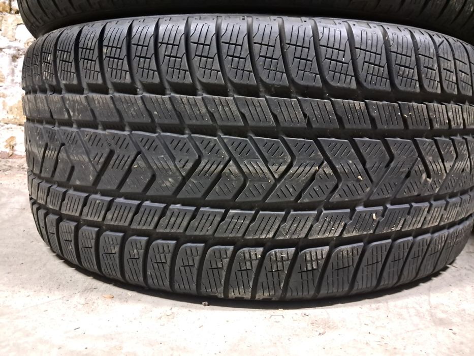 Anvelope secod iarna 295 35 R21/265 40 21 Pirelli