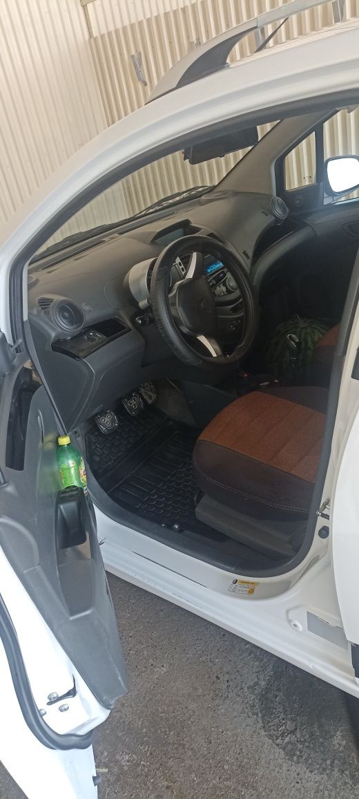 Продается!Chevrolet SPARK 2011г.