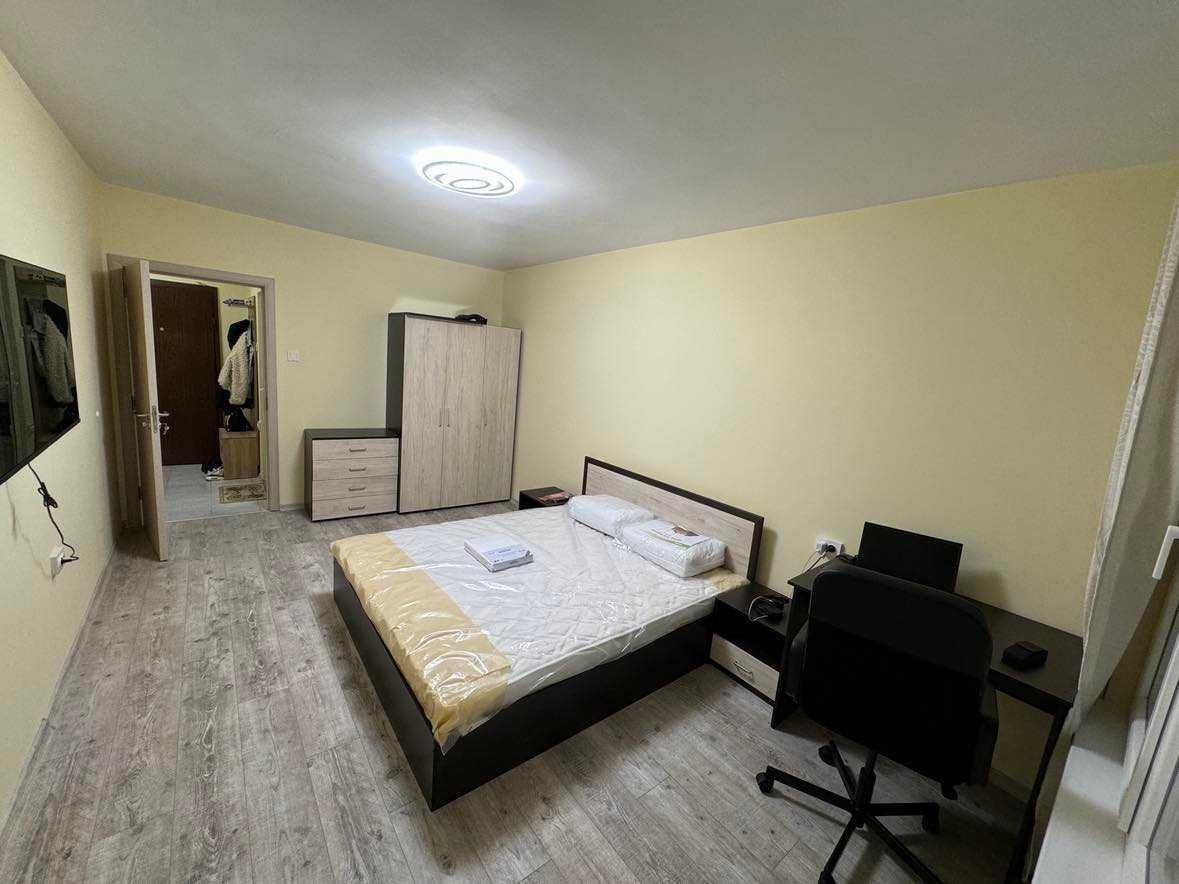 Дава се под наем Двустаен апартамент в Бургас, Лазур - 60 кв.м за 561 € - Снимка #7