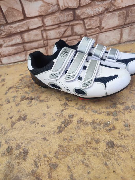 Шосейни и планински шпайкове за колоездене