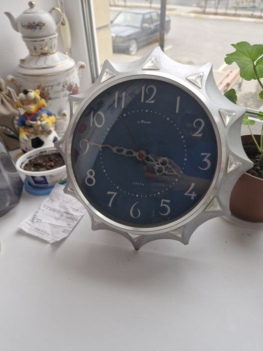 Продам часы производства СССР