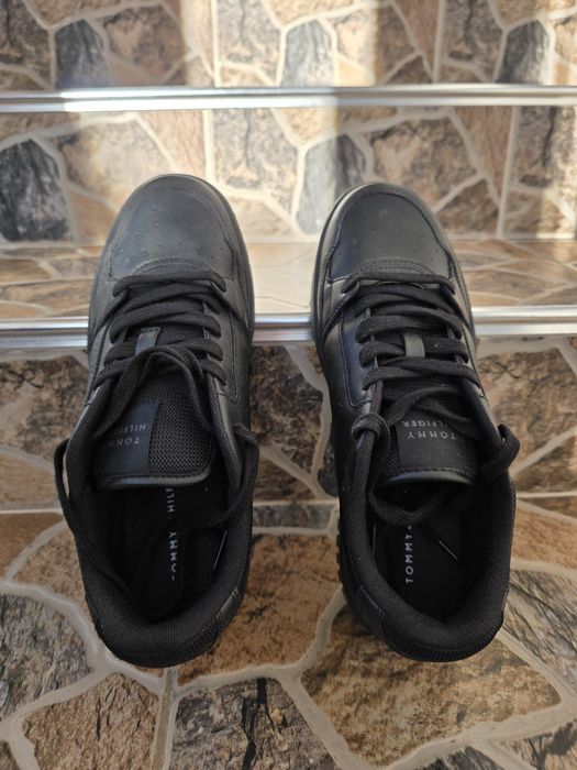 Обувки Tommy Hilfiger TH Basket Core Essential