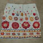 Fustă cu broderie XS