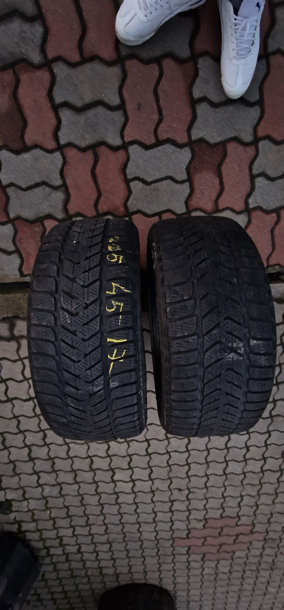 Michelin latitude 295.40.20 / 225.45 .17