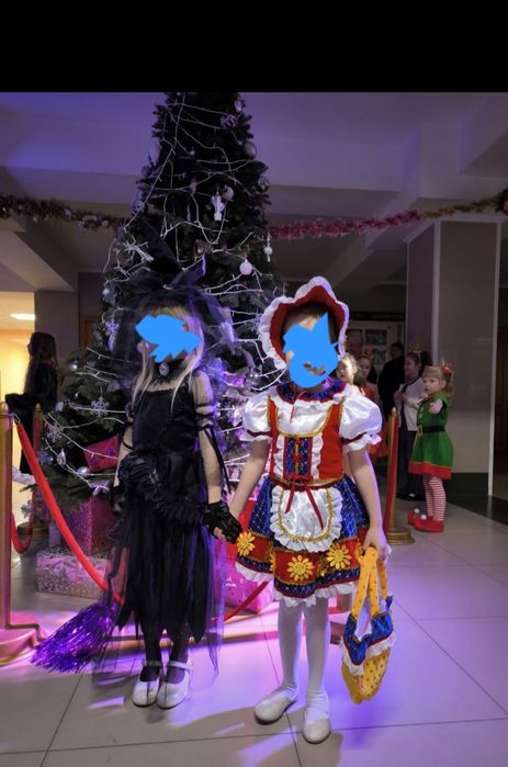 Новогодний костюм красноя шапочка  и ведьмочки.