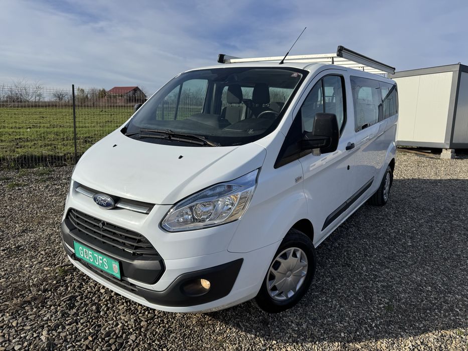 Ford Transit Cutom 9 Locuri 2015 cu doar 73.000 KM!