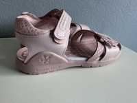 Sandale fetițe roz din piele Biomecanics, mărimea 30